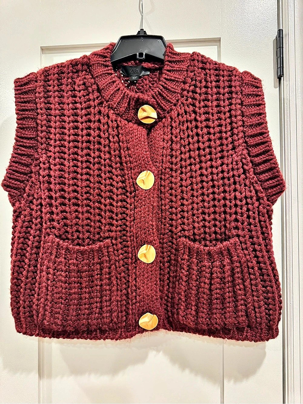 Zara Textured Button-Front Vest in Burgundy Medium Like New